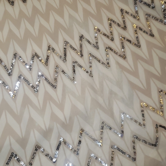 Women's BCBG Skirt - Picture 5 of 8